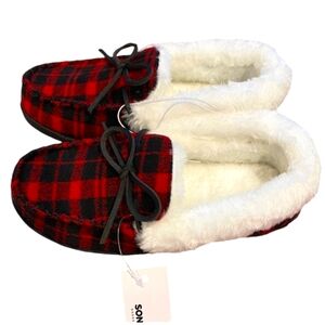 NEW!! RED & BLACK SONOMA moccasins w/WHITE FAUX FUR SIZE 7/8